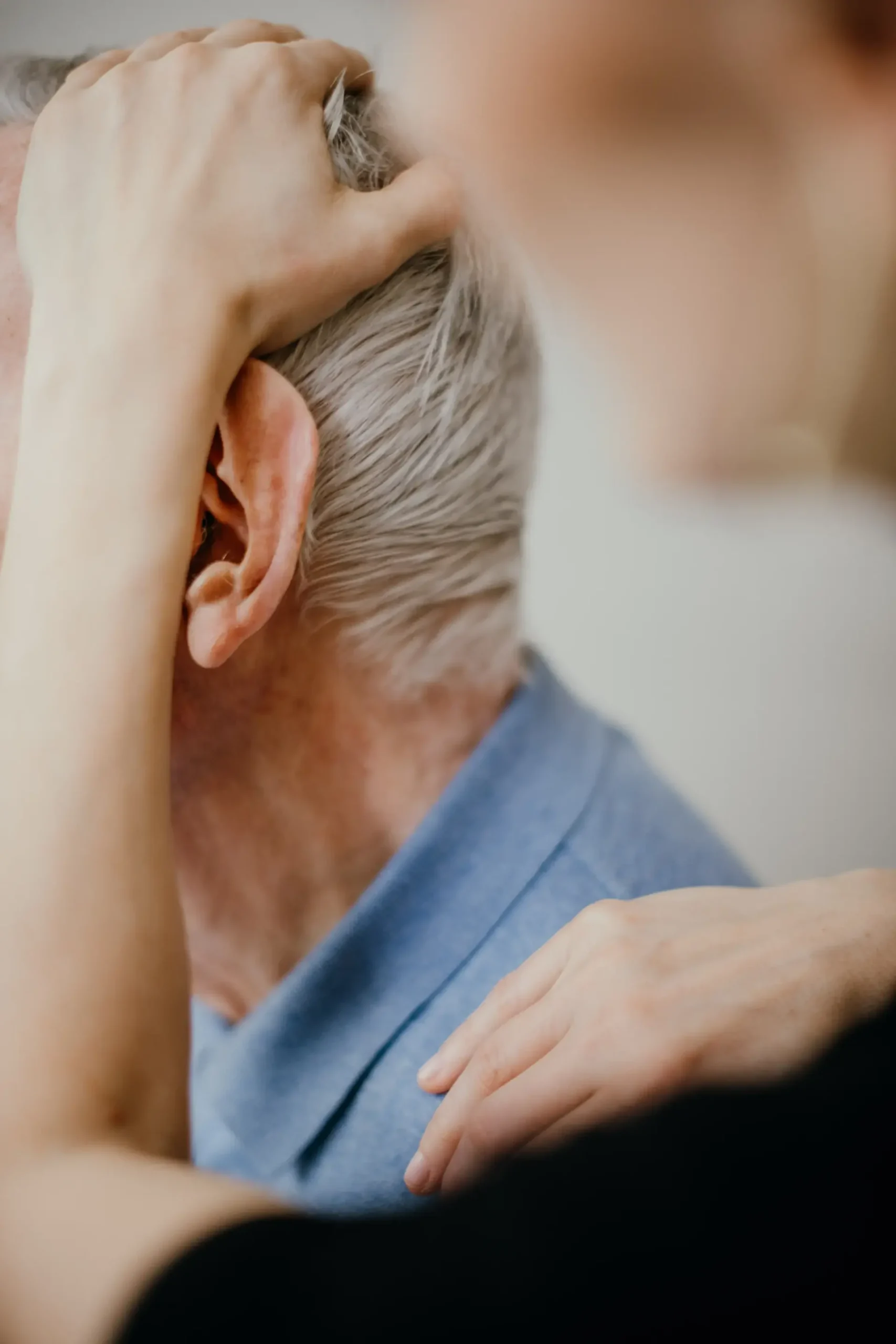 Neck Pain and Headaches: Causes and the Effective Ways to Relieve the Pain